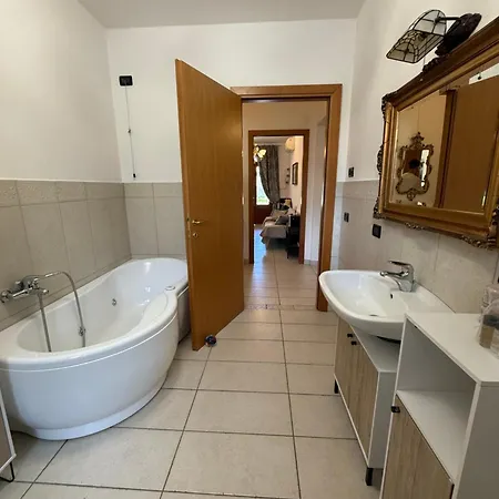 Villa Gardenia - Comfort & Privacy - River View Mira